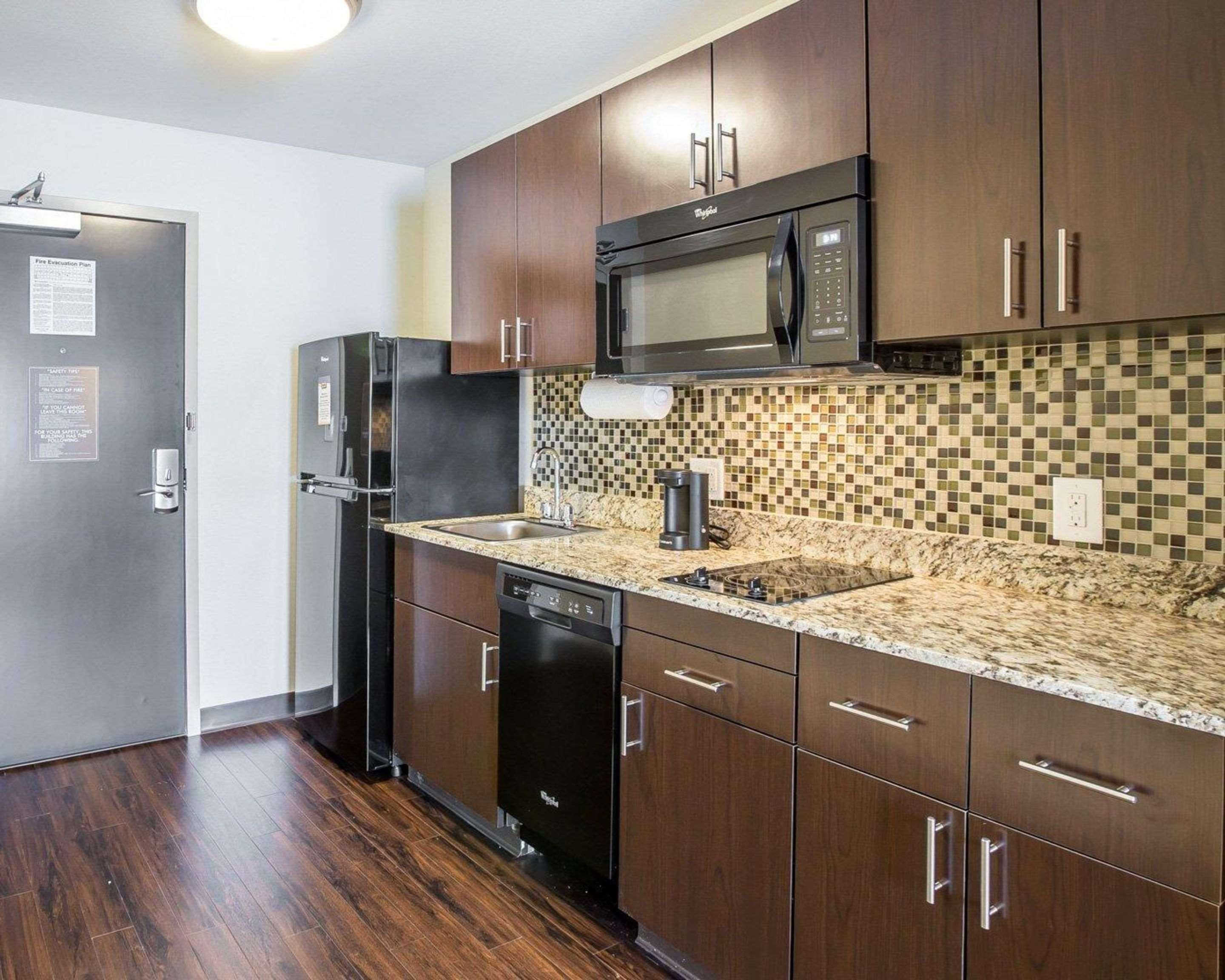 Mainstay Suites كارترزفيل المظهر الخارجي الصورة